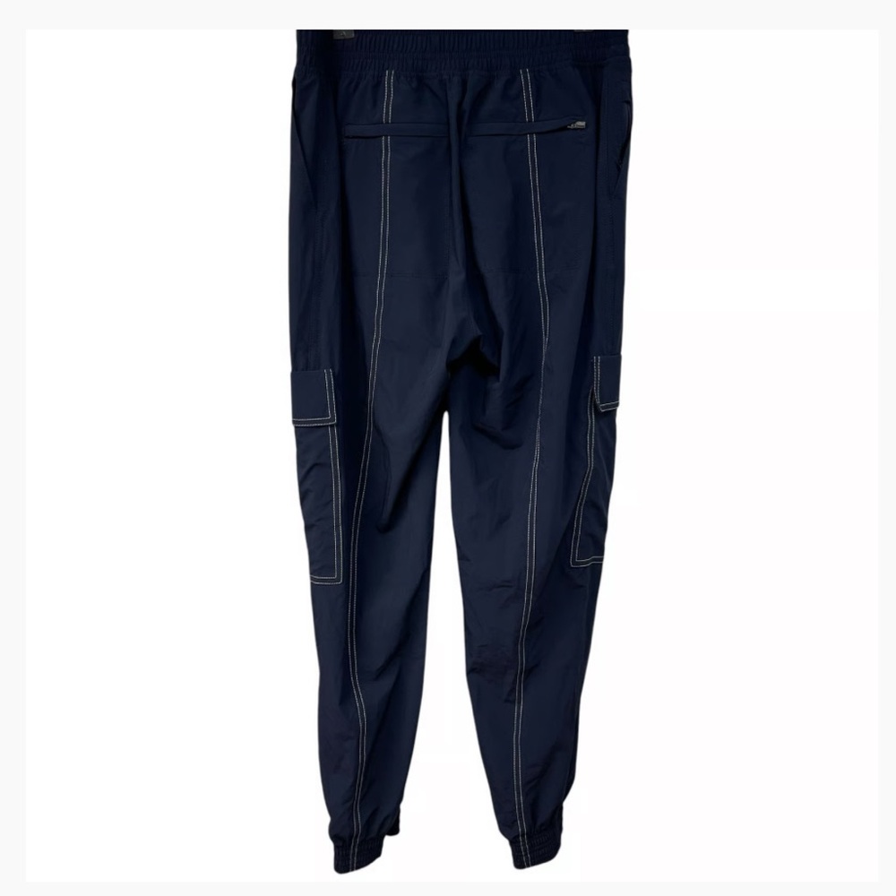 Athleta Chelsea Cargo Jogger Navy Casual Travel Women's 2 Double Stitch 8T - Picture 3 of 3